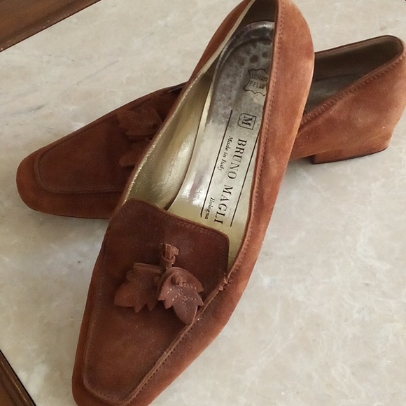 Luxury Bruno Magli Women's Suede Loafers - Size 6.5B - Made in Italy - Picture 1 of 6